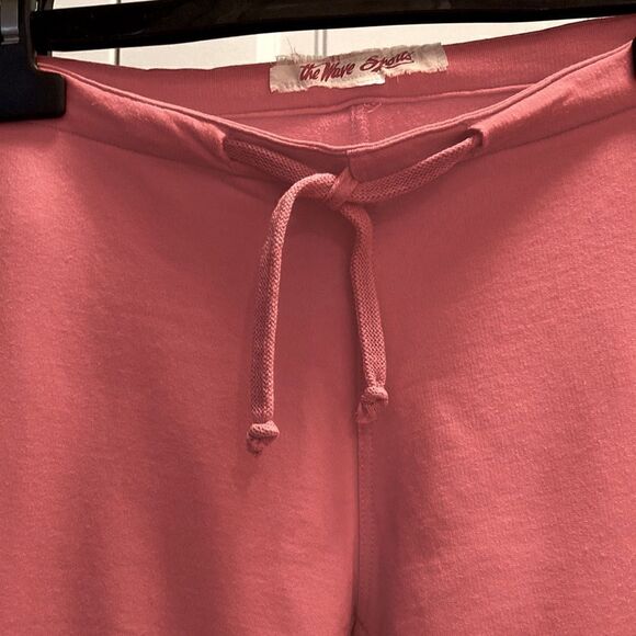The Wave Sports Cropped Pink Sweatpants with Working Drawstring Size small. - Picture 4 of 7